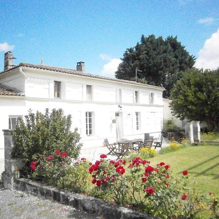 Le Charhido Saint-Fort-sur-Gironde Exterior foto
