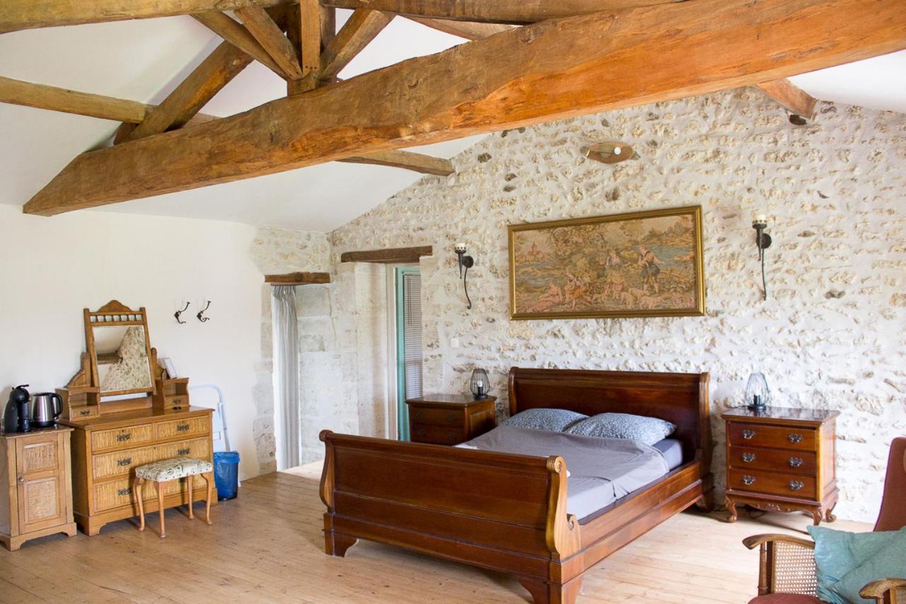 Le Charhido Saint-Fort-sur-Gironde Exterior foto